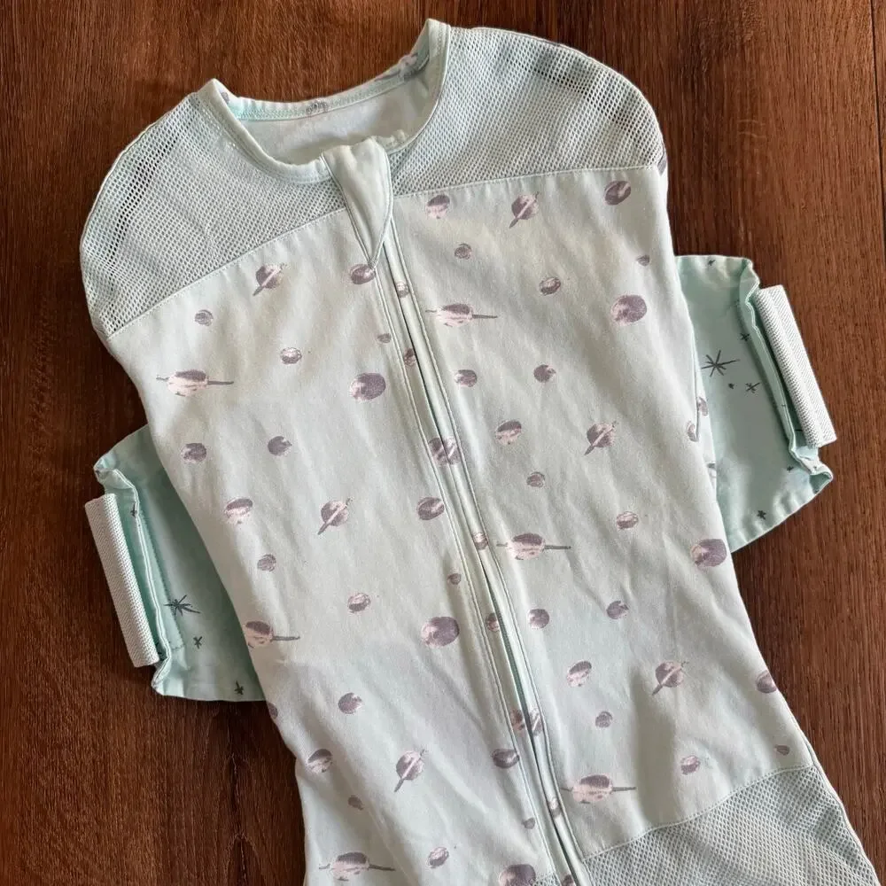 Happiest Baby SNOO Sleep Sack in a Planets Graphic Print